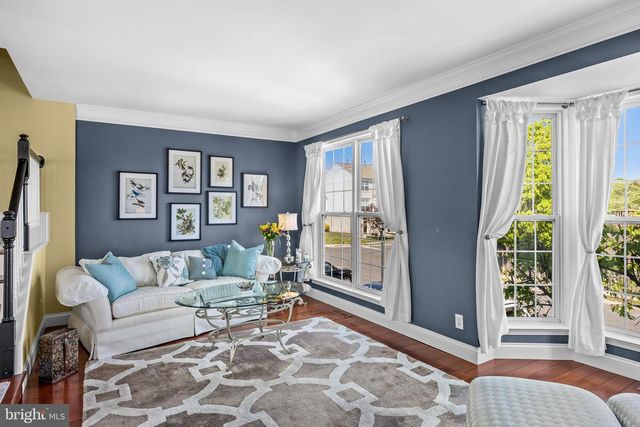 48 SNOWBERRY LN, Delran, NJ 08075