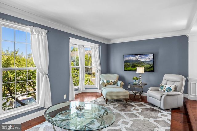 48 SNOWBERRY LN, Delran, NJ 08075