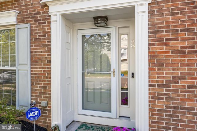 48 SNOWBERRY LN, Delran, NJ 08075