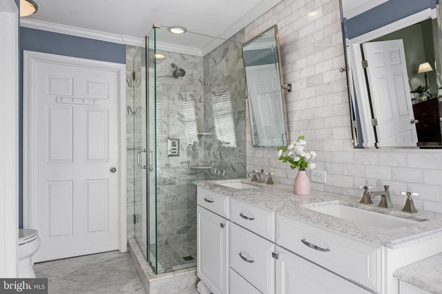 48 SNOWBERRY LN, Delran, NJ 08075