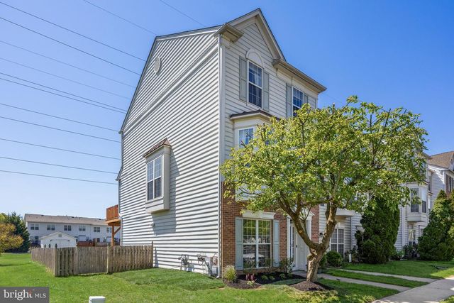 48 SNOWBERRY LN, Delran, NJ 08075