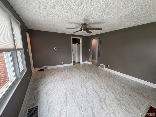 65 Pleasant View Drive, Lancaster, NY 14086