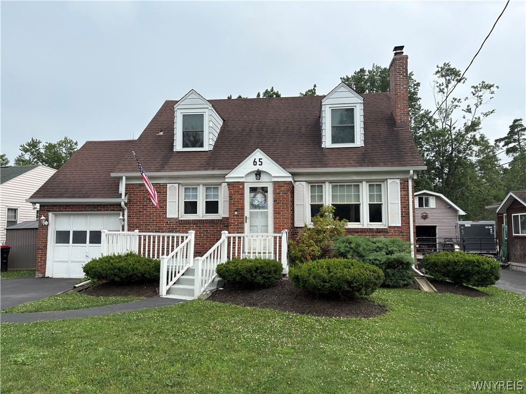 65 Pleasant View Drive, Lancaster, NY 14086