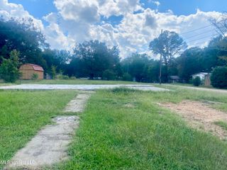 311 W Cayuga Street, Crystal Springs, MS 39059