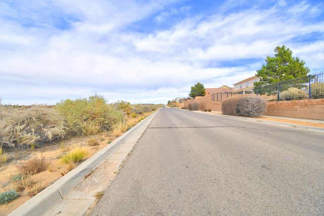 200 10th Avenue NW, Rio Rancho, NM 87124