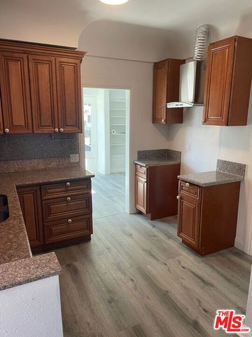 1746 Crenshaw Boulevard, Los Angeles, CA 90019