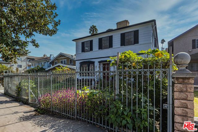 1746 Crenshaw Boulevard, Los Angeles, CA 90019