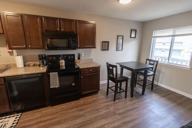 105 N GARTH AVE 54, Columbia, MO 65203