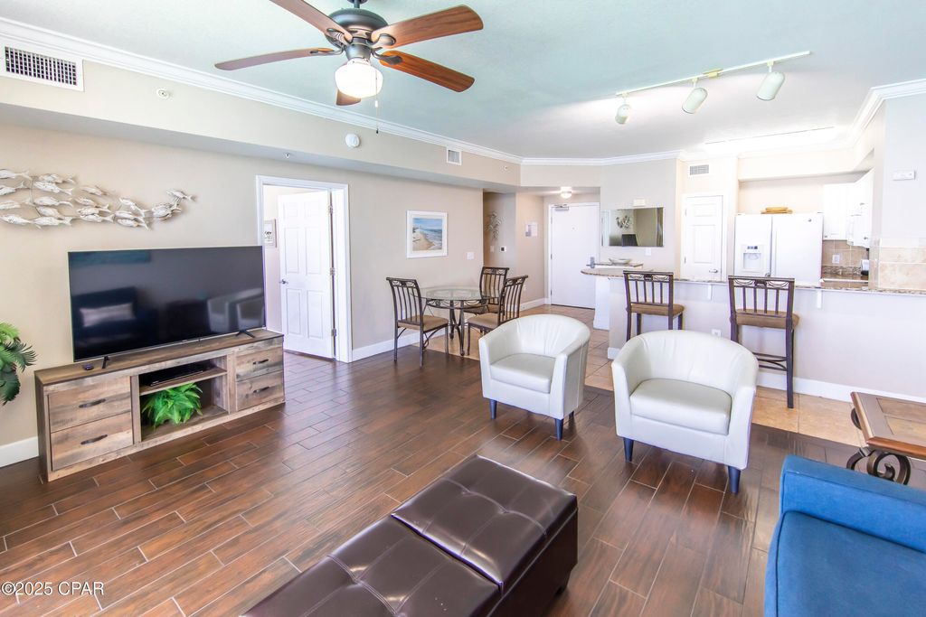 Image 12 of property listing at 16819 Front Beach Road 2112, Panama City Beach, FL 32413