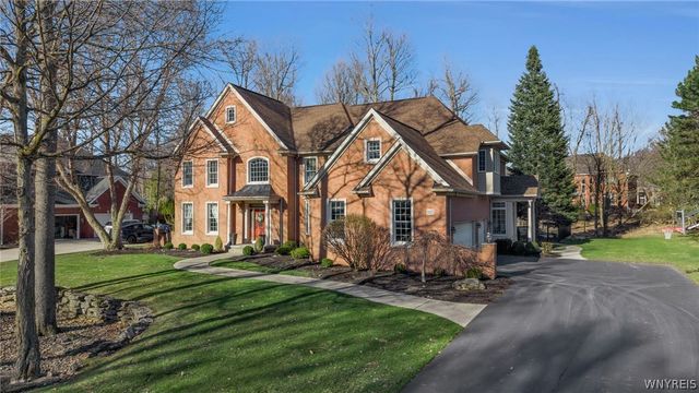 5027 Rockledge Drive, Clarence, NY 14031