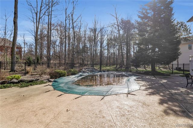 5027 Rockledge Drive, Clarence, NY 14031