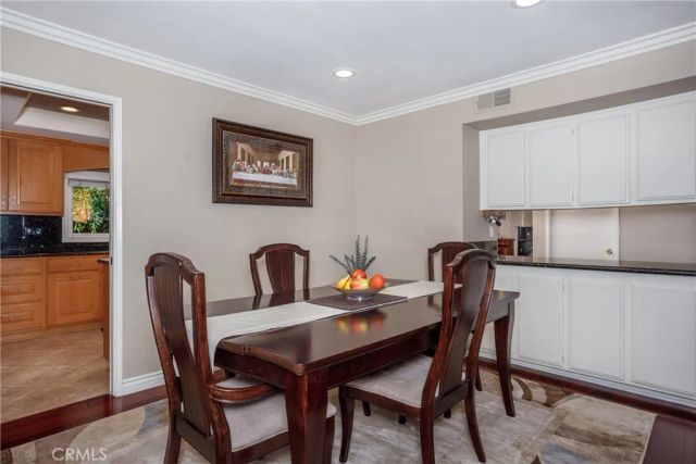 6111 E Calle Pantano, Anaheim, CA 92807