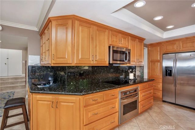 6111 E Calle Pantano, Anaheim, CA 92807