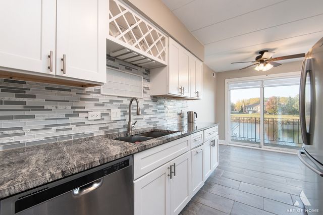 9910 Treetop Drive 3904, Orland Park, IL 60462