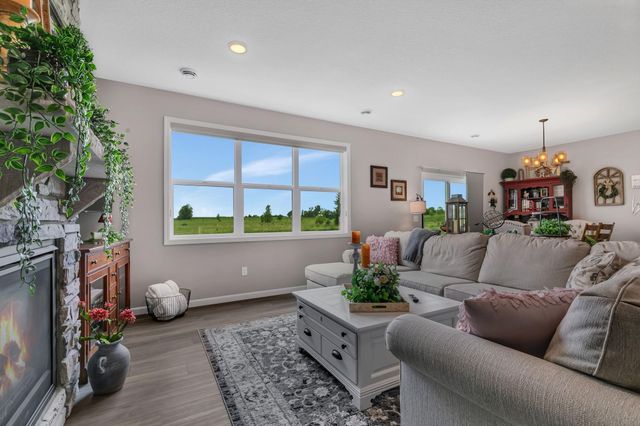 683 47th Avenue NE, Saint Cloud, MN 56304