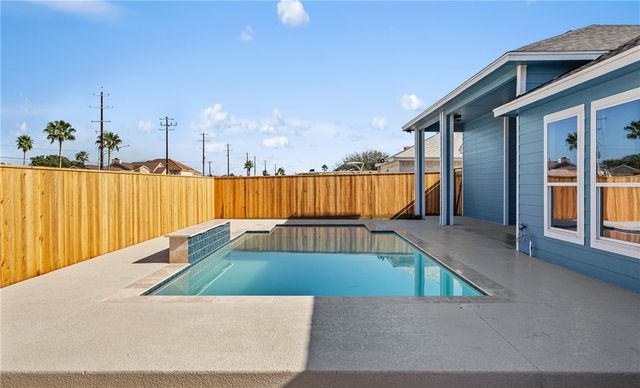 13722 Captain Kidd Dr, Corpus Christi, TX 78418