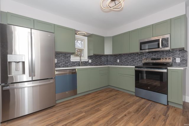 4501 Sweetser Avenue, Evansville, IN 47714