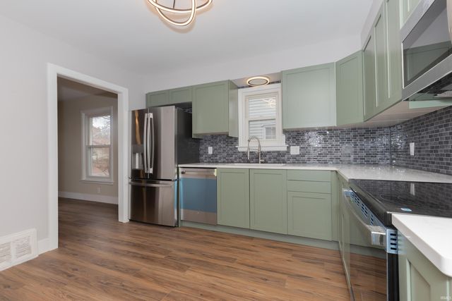 4501 Sweetser Avenue, Evansville, IN 47714