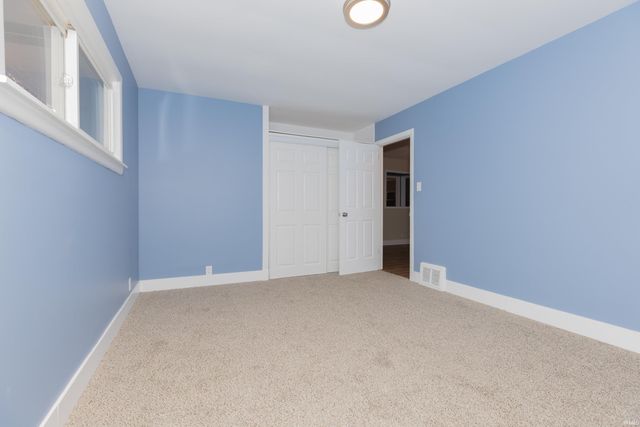 4501 Sweetser Avenue, Evansville, IN 47714