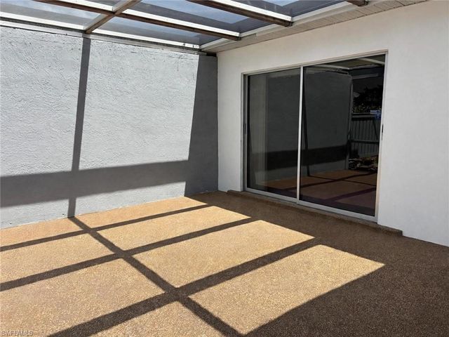 6888 Bogey DR, Fort Myers, FL 33919