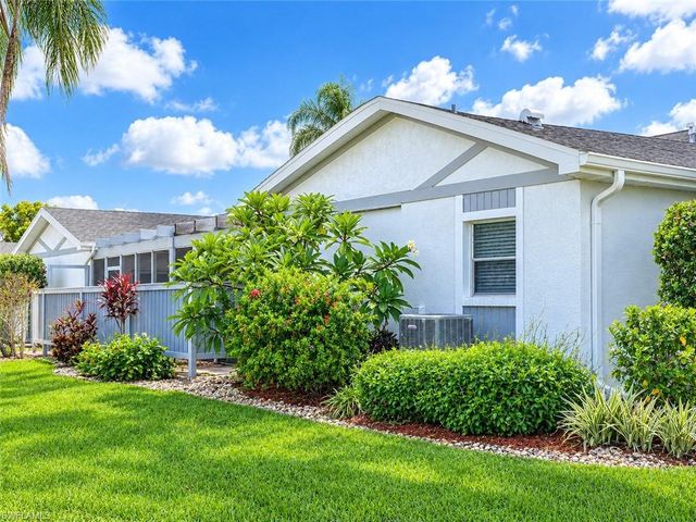 6888 Bogey DR, Fort Myers, FL 33919