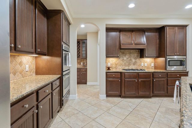 2619 Silver Shadow, Conroe, TX 77304