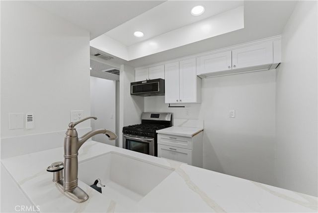 10702 Colima Road 1010, Whittier, CA 90604