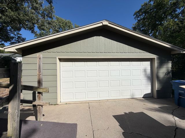 4121 SE 10th Street, Des Moines, IA 50315