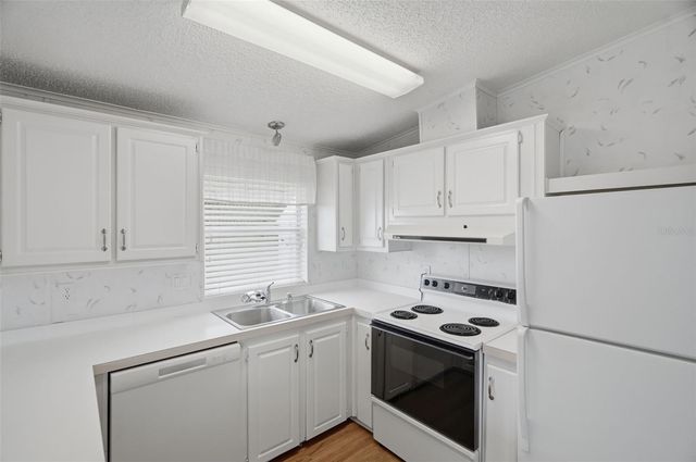 6826 MOUNT ORANGE DRIVE NE 383, St Petersburg, FL 33702