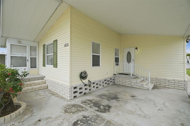 6826 MOUNT ORANGE DRIVE NE 383, St Petersburg, FL 33702