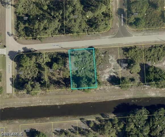 1106 Fontana ST E, Lehigh Acres, FL 33974