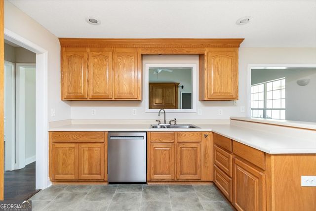 105 Finch Drive, Kathleen, GA 31047