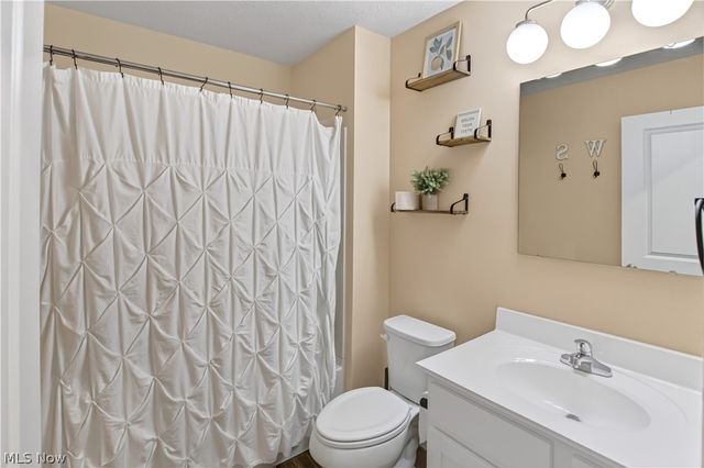 5709 Burlington Drive, Chippewa Lake, OH 44215