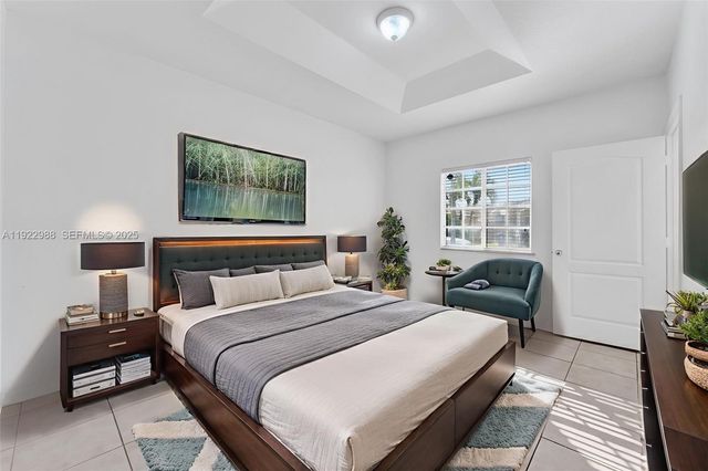 7665 NW 183rd Ter 1405, Hialeah, FL 33015