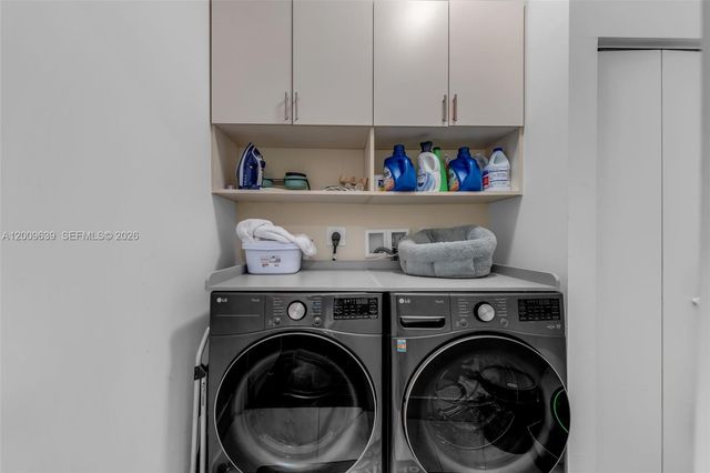 7234 NW 103rd Path, Doral, FL 33178