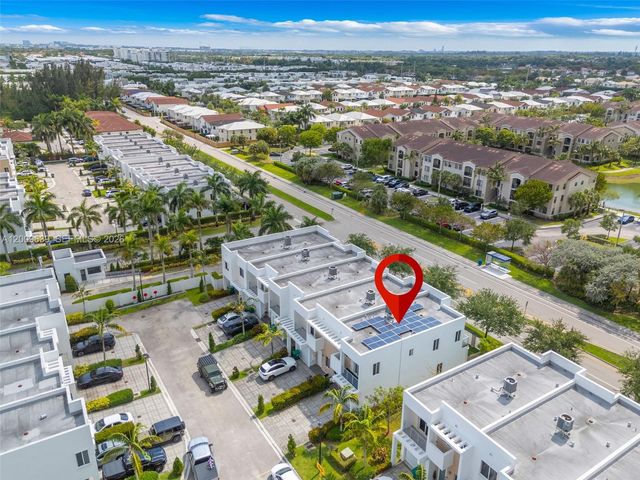 7234 NW 103rd Path, Doral, FL 33178