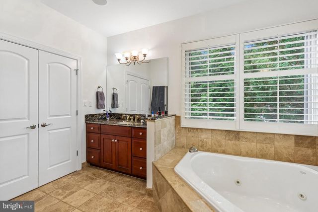 5114 WESSLING LN, Bethesda, MD 20814