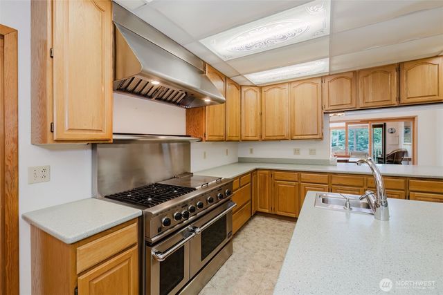 1225 NE Hoffs Drive, Poulsbo, WA 98370