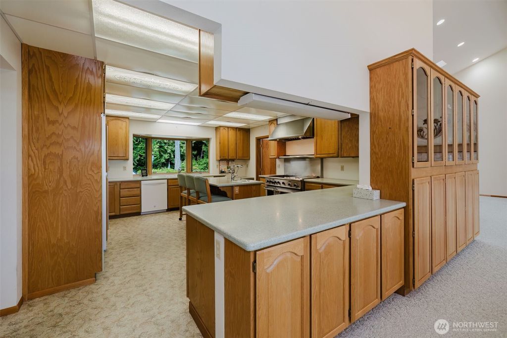Image 13 of property listing at 1225 NE Hoffs Drive Drive, Poulsbo, WA 98370