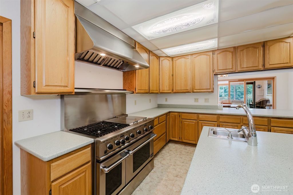 Image 17 of property listing at 1225 NE Hoffs Drive Drive, Poulsbo, WA 98370