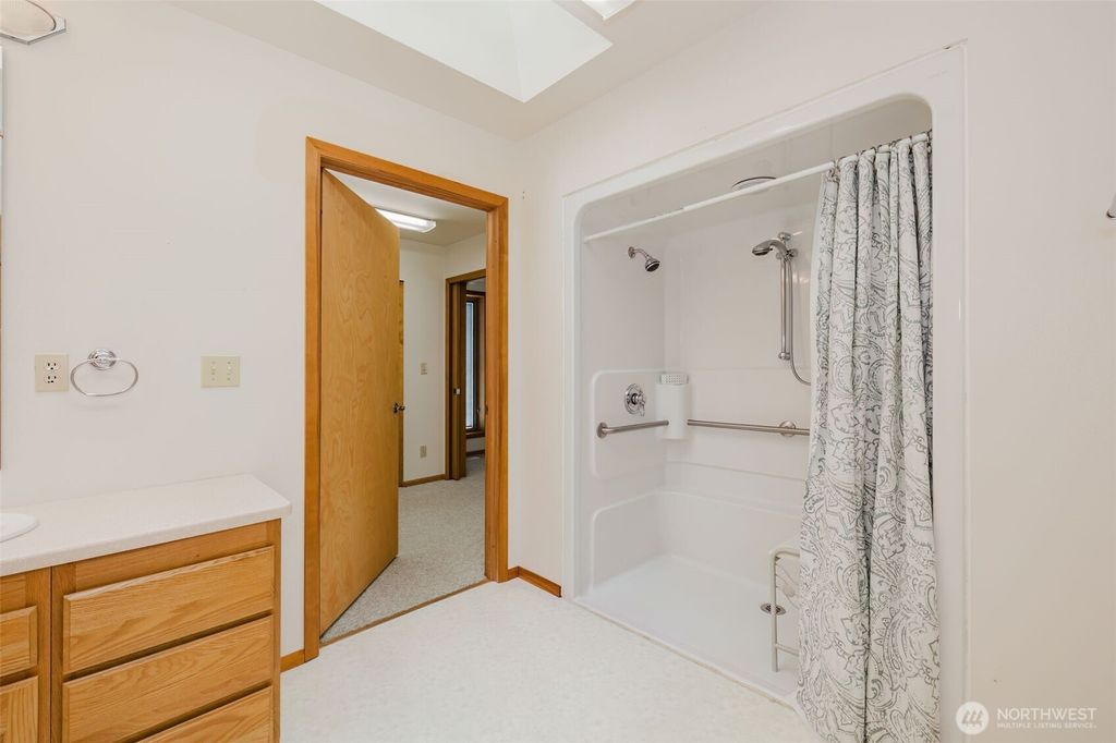Image 19 of property listing at 1225 NE Hoffs Drive Drive, Poulsbo, WA 98370