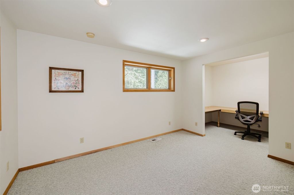 Image 30 of property listing at 1225 NE Hoffs Drive Drive, Poulsbo, WA 98370