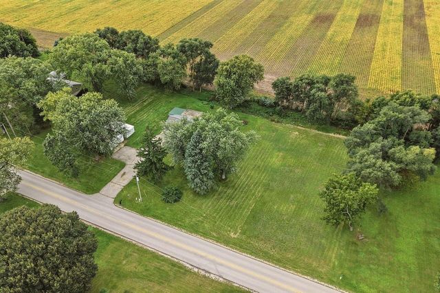 N7867 Townline ROAD, East Troy, WI 53120