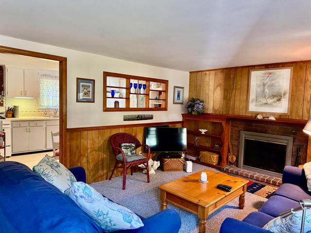 124 Gages Way, South Dennis, MA 02660
