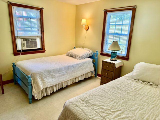 124 Gages Way, South Dennis, MA 02660