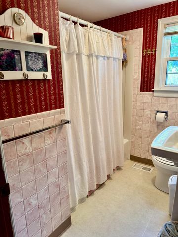 124 Gages Way, South Dennis, MA 02660
