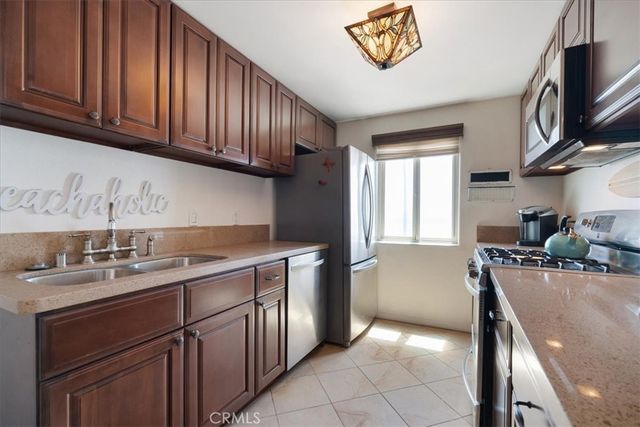 1202 N Pacific Street 204A, Oceanside, CA 92054