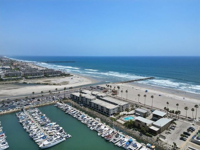 1202 N Pacific Street 204A, Oceanside, CA 92054