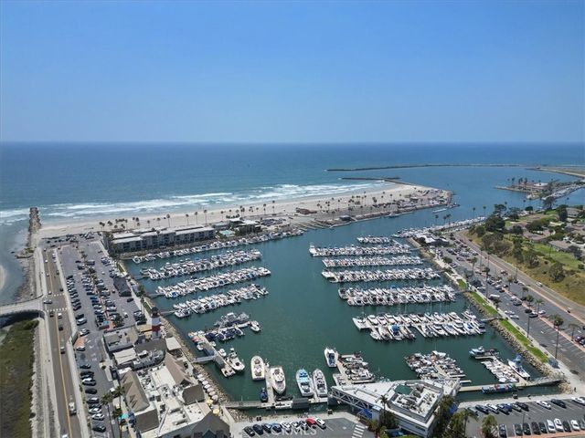 1202 N Pacific Street 204A, Oceanside, CA 92054