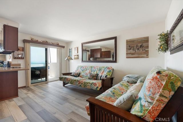 1202 N Pacific Street 204A, Oceanside, CA 92054